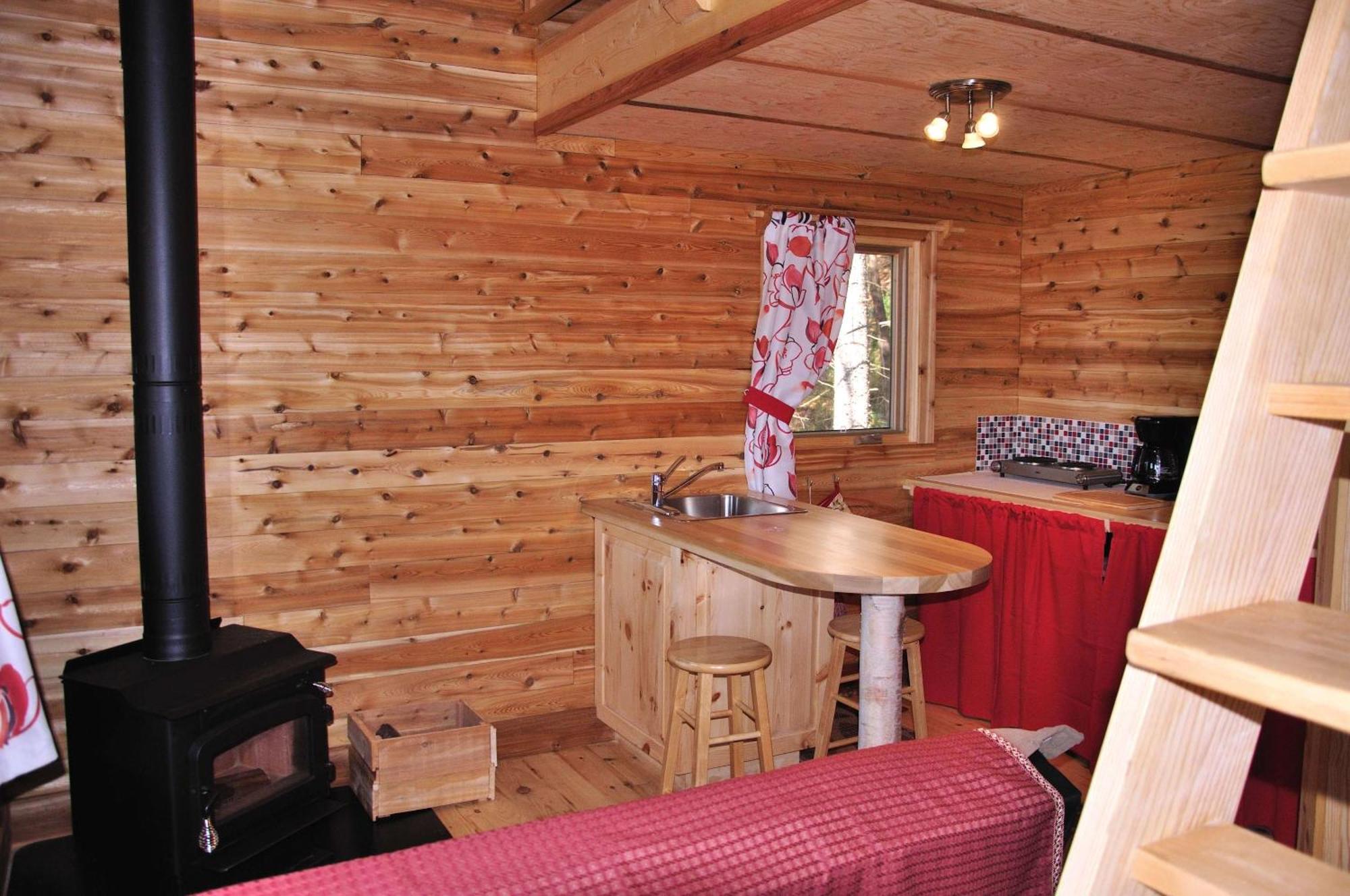 Les Cabanes Du Trappeur Wentworth-Nord Экстерьер фото
